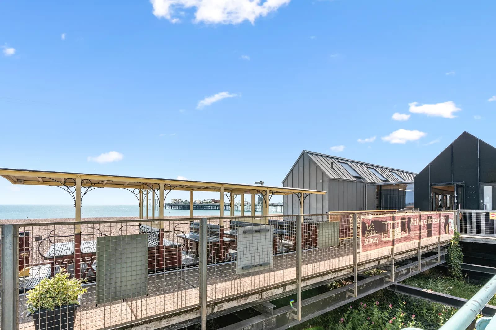 Brighton Beach Summer 2026: Beat the Crowds