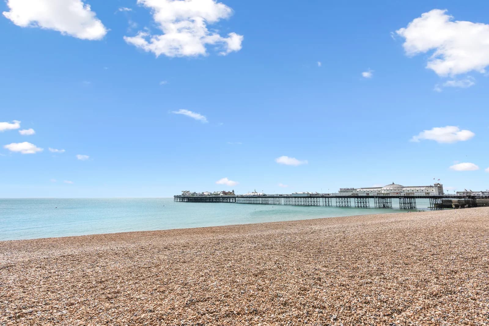Brighton Beach in Summer: Locals' 2026 Guide